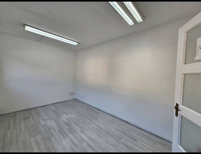 518M² WAREHOUSE TO LET IN LINBRO PARK